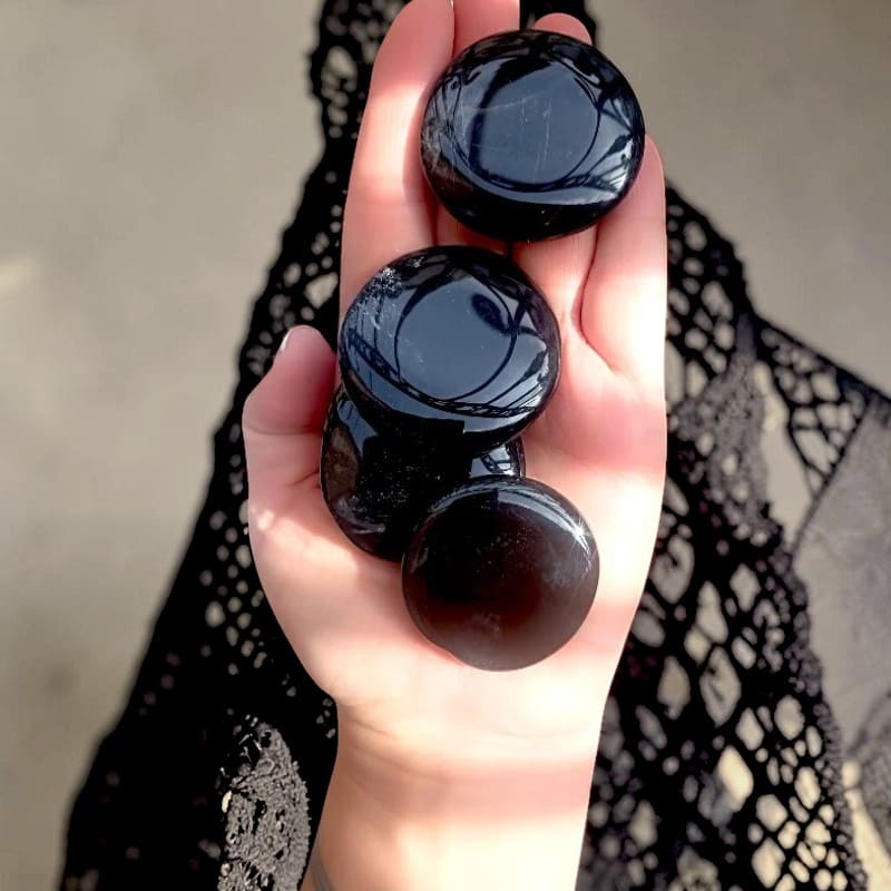 M&eacute;ditation avec le quartz rose &ndash; La Malle aux Sorci&egrave;res